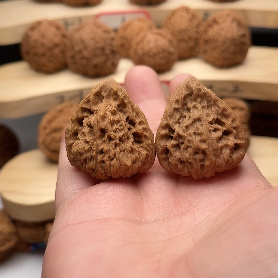 L***s吊坠文玩核桃34佛肚