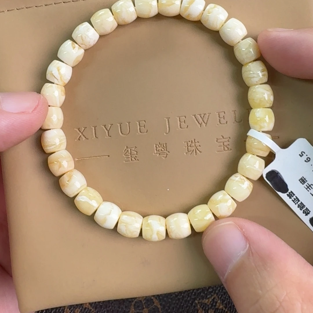 琥珀未镶嵌裸石1440000000