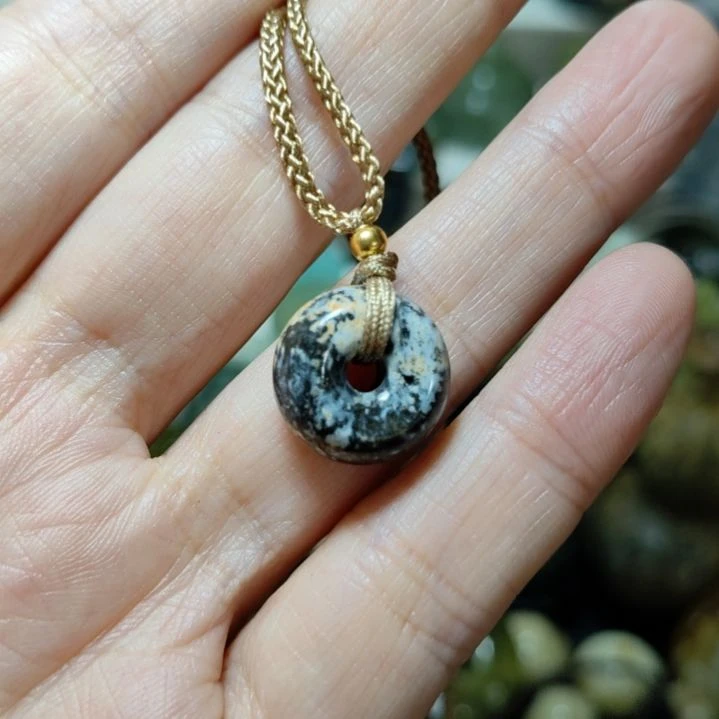 岫玉平安扣未镶嵌✨***?