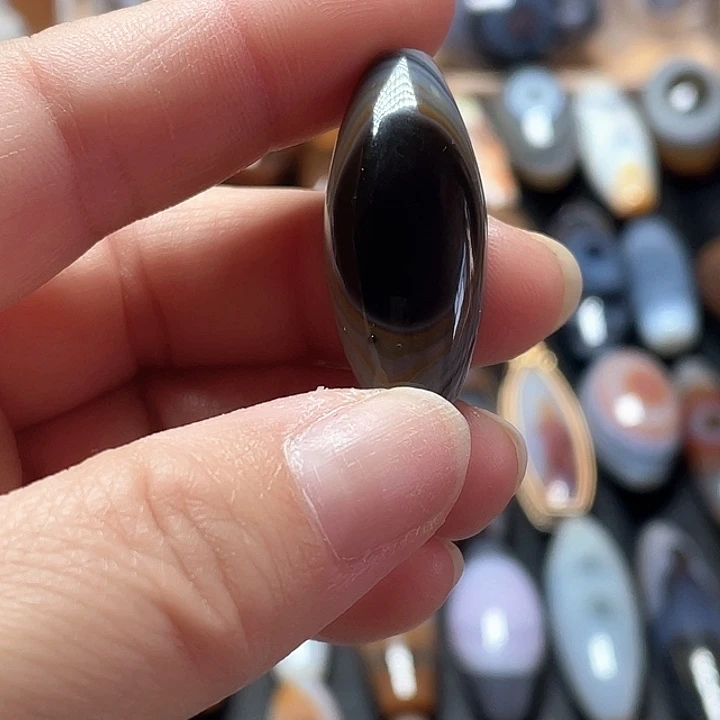 玛瑙/玉髓合金颈饰