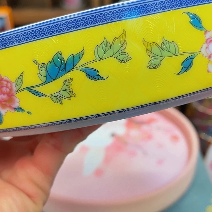 段泥茶杯啦啦咯哦某咯咯