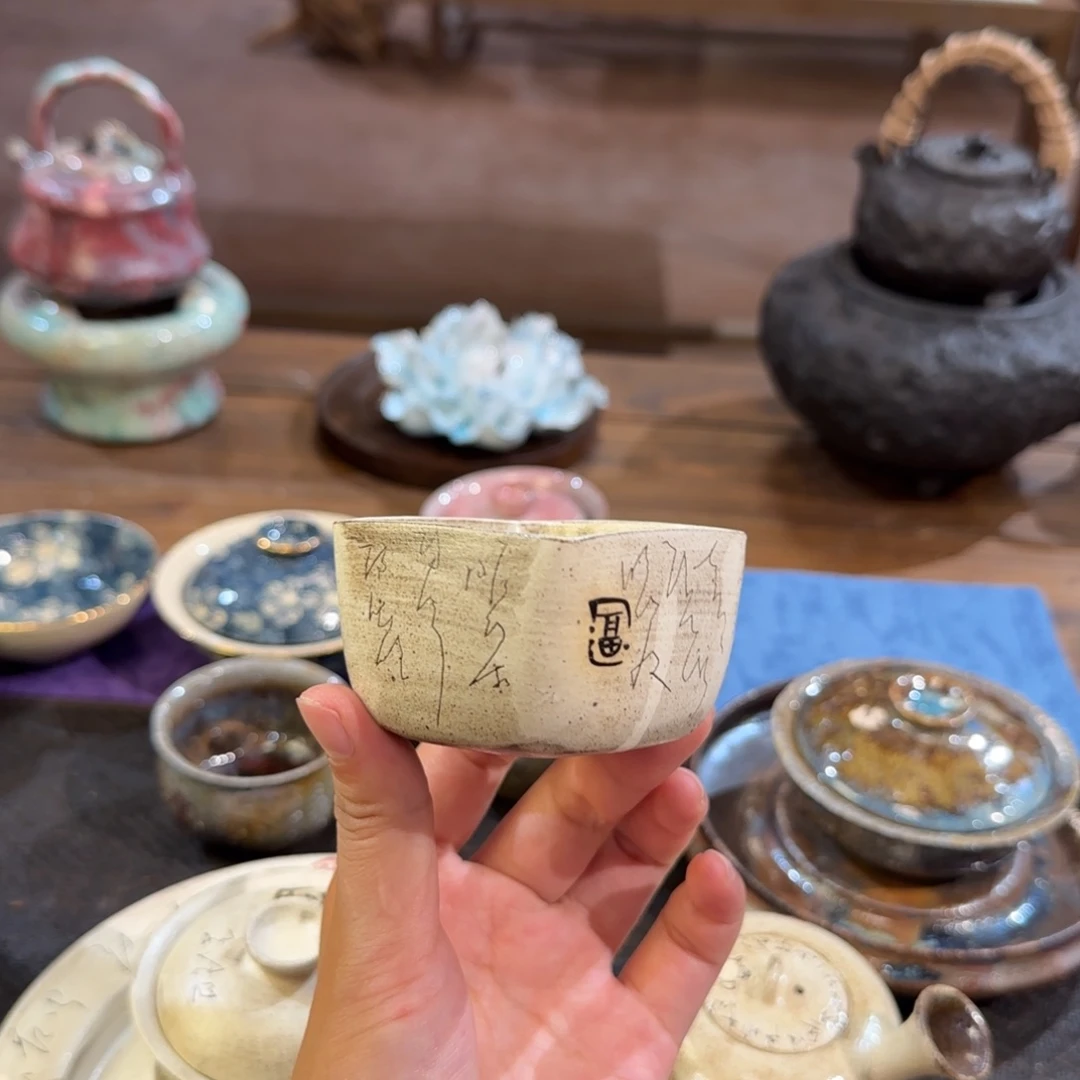 景德镇手作器皿了