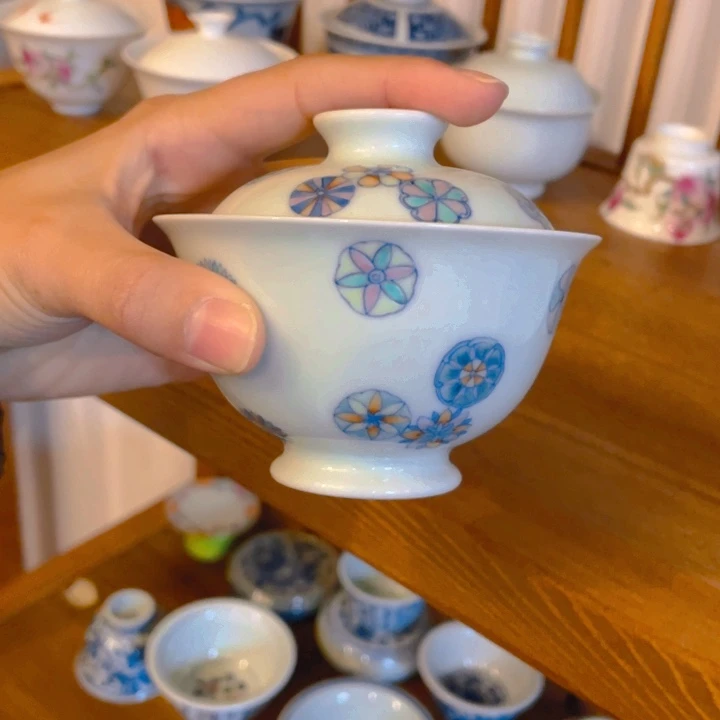 晚***胺景德镇陶瓷学院副院长兼