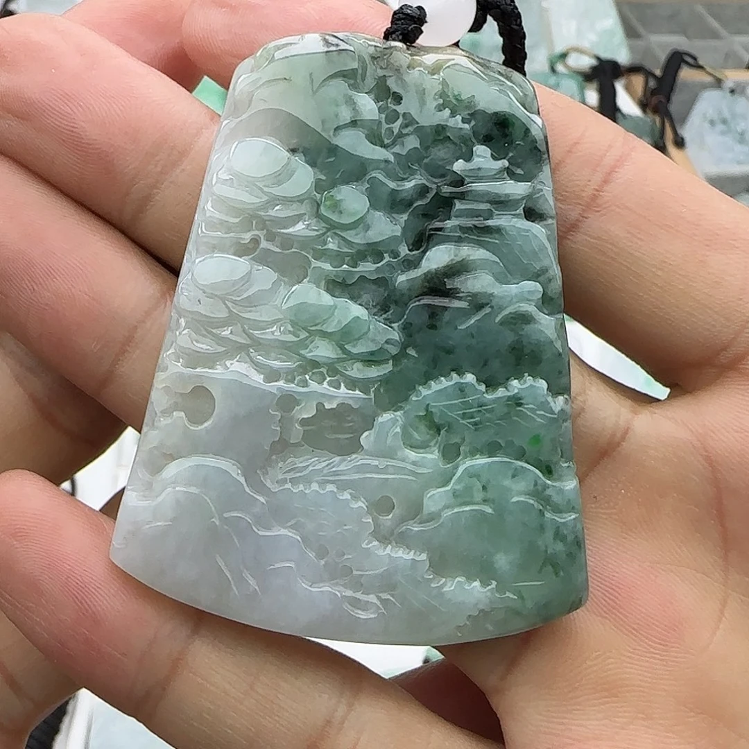 翡翠未镶嵌颈饰翡翠