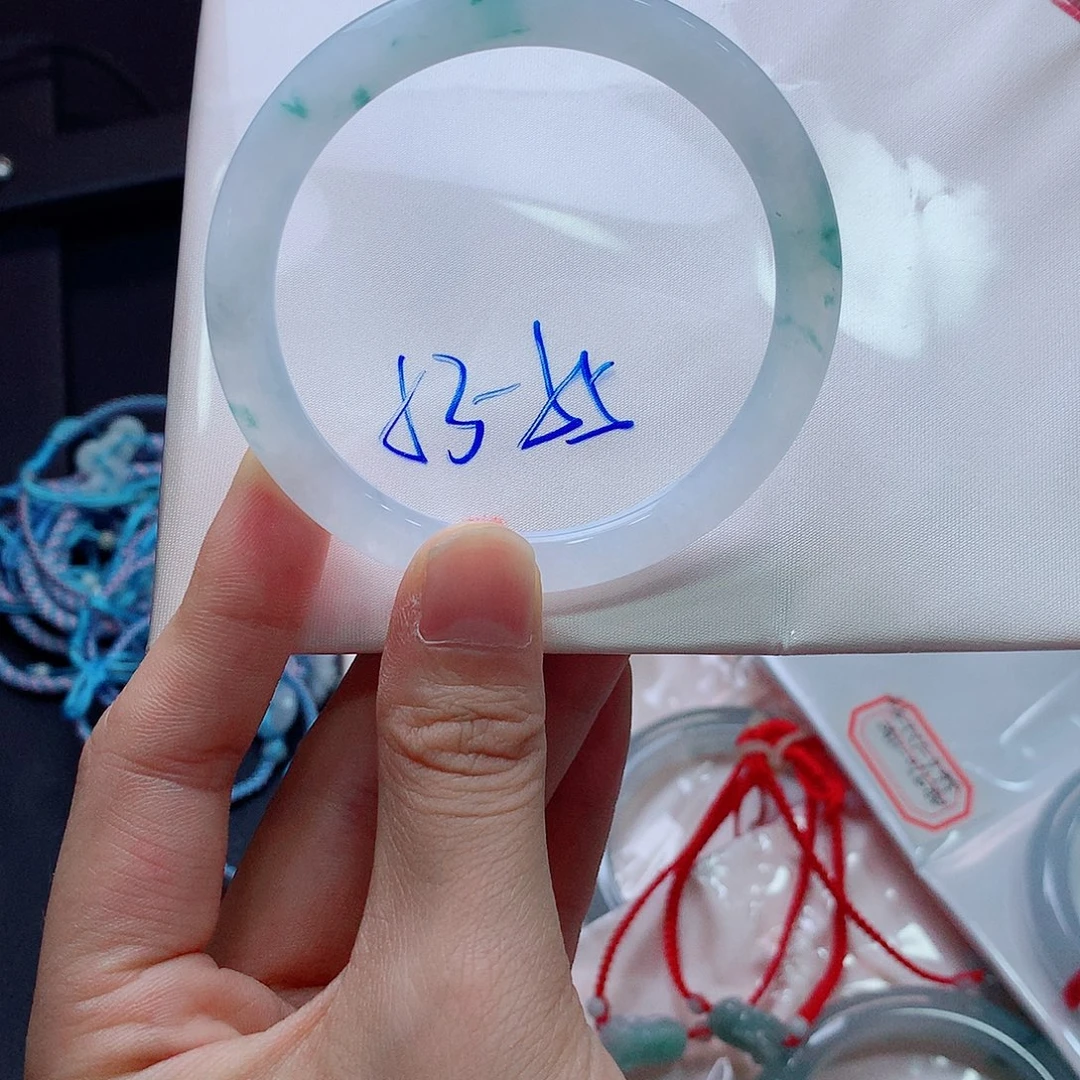 未镶嵌手镯翡翠买断