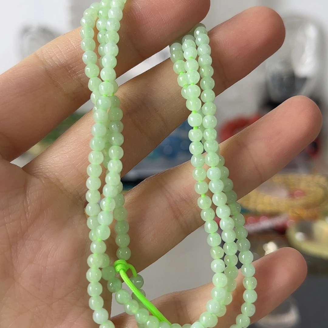未镶嵌手链翡翠矿坑