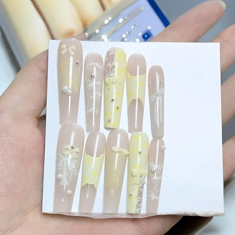 奶油糖霜穿戴甲原创款式麓峻穿戴甲蝴蝶结奶黄小熊