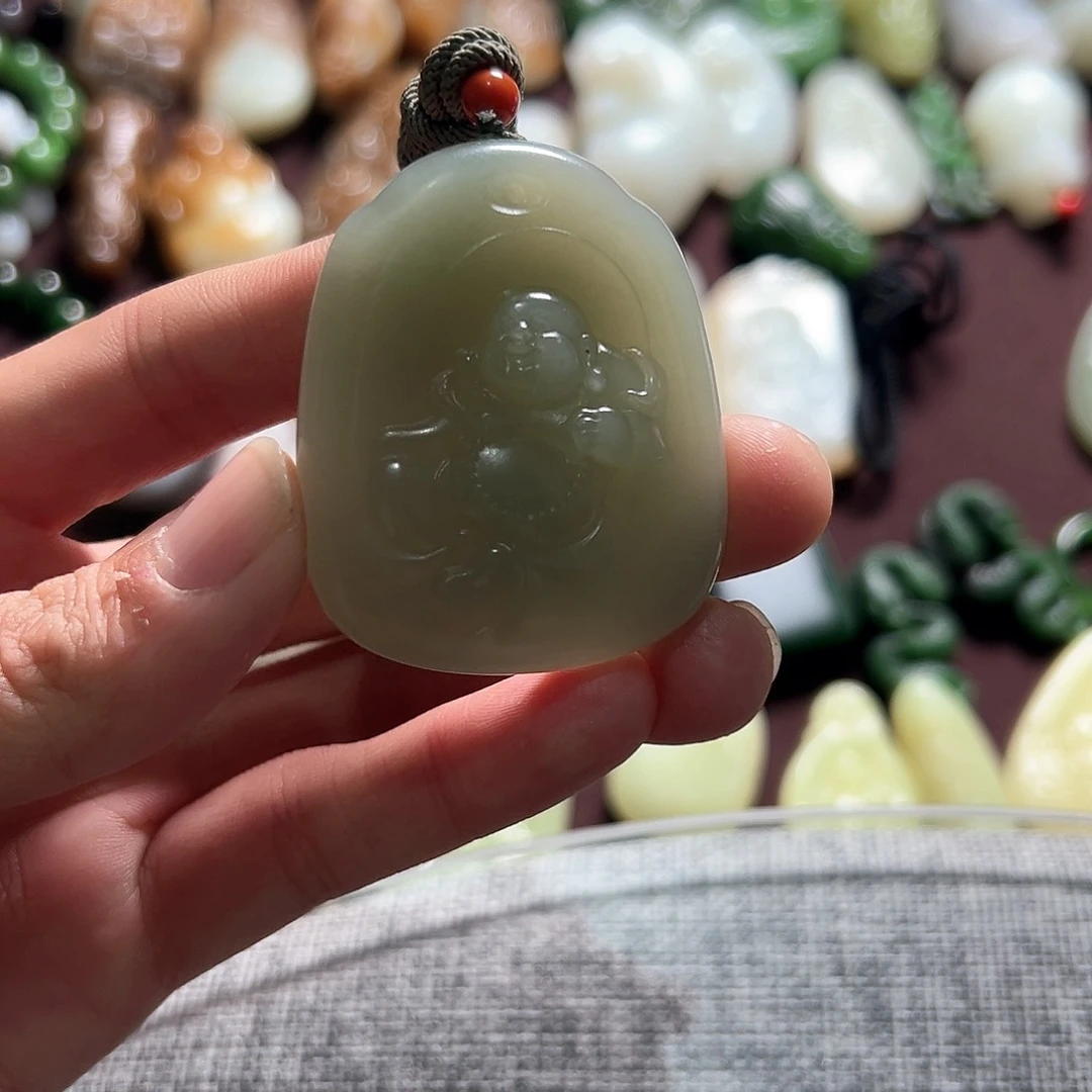 和田玉挂件未镶嵌