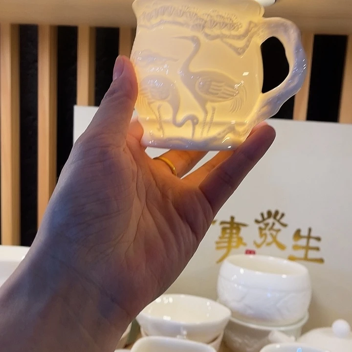 福利待遇多多哦哦哦