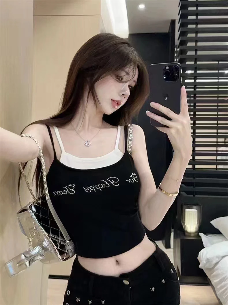 设计感纯欲风印花背心通勤辣妹瞎拍乱发