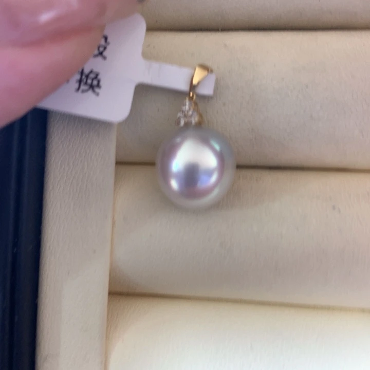 颈饰18K金镶嵌海水珍珠