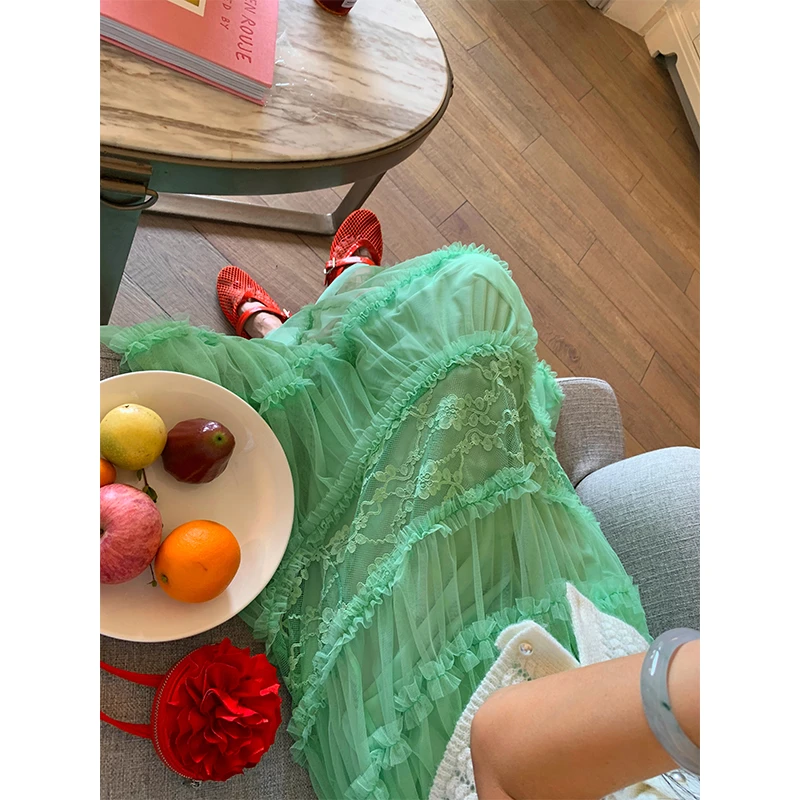 落落狷介早春绿色半身裙女2025新款小个子网纱设计感蛋糕裙松紧腰