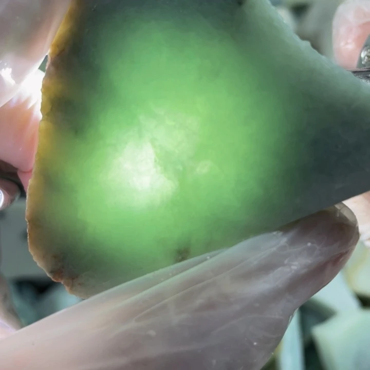 翡翠吊坠(不含链)未镶嵌翡翠边角料