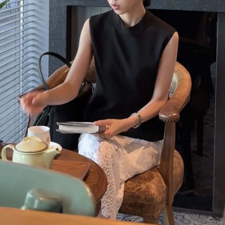 2025新款 百搭纯色复古赫本风收腰伞状上衣 HTA038