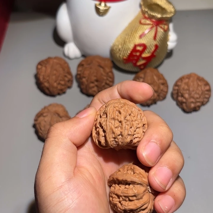 2***z吊坠文玩核桃白狮子
