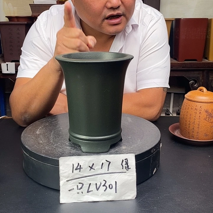 紫砂花盆货号一只LV301