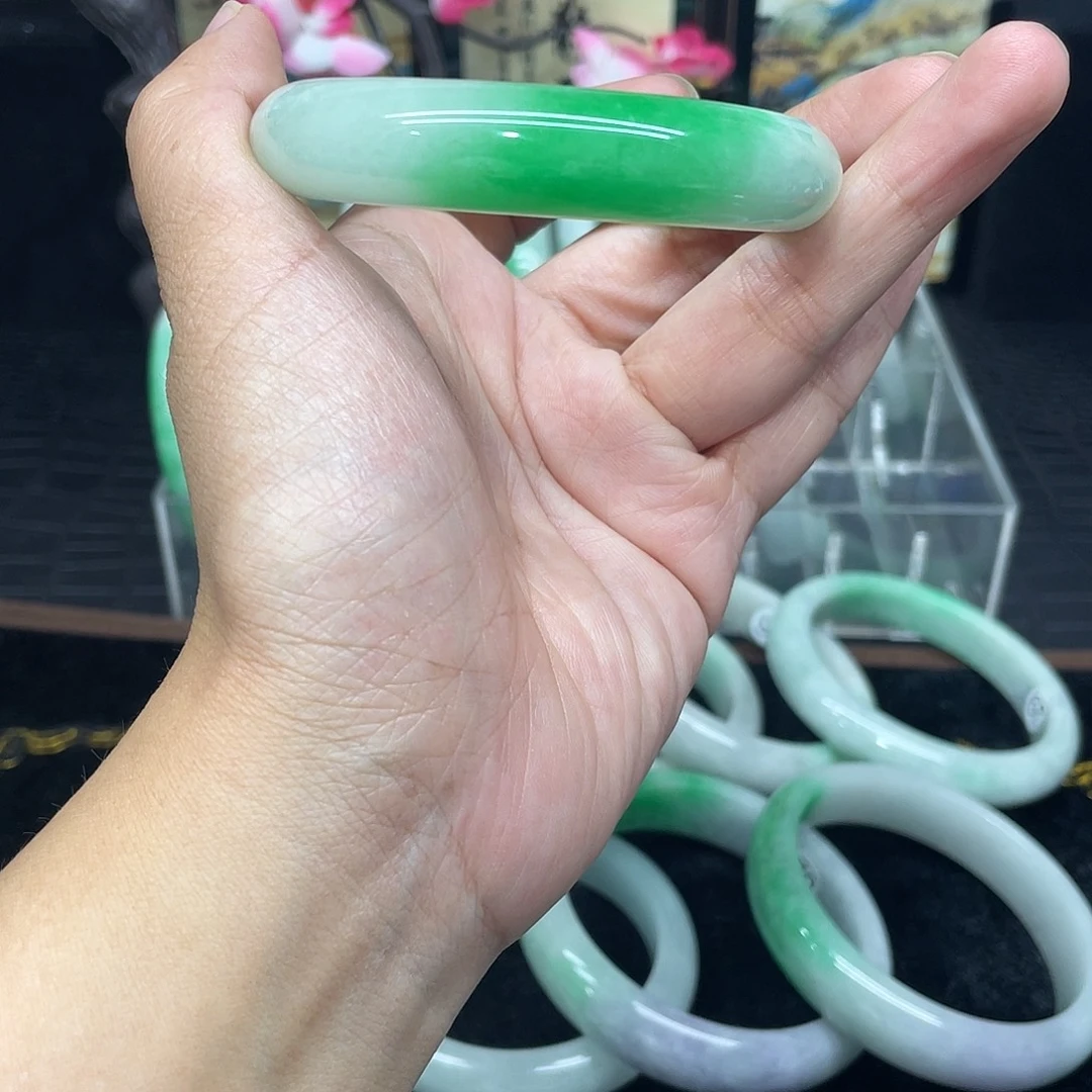 妙***人以图为准云主播008