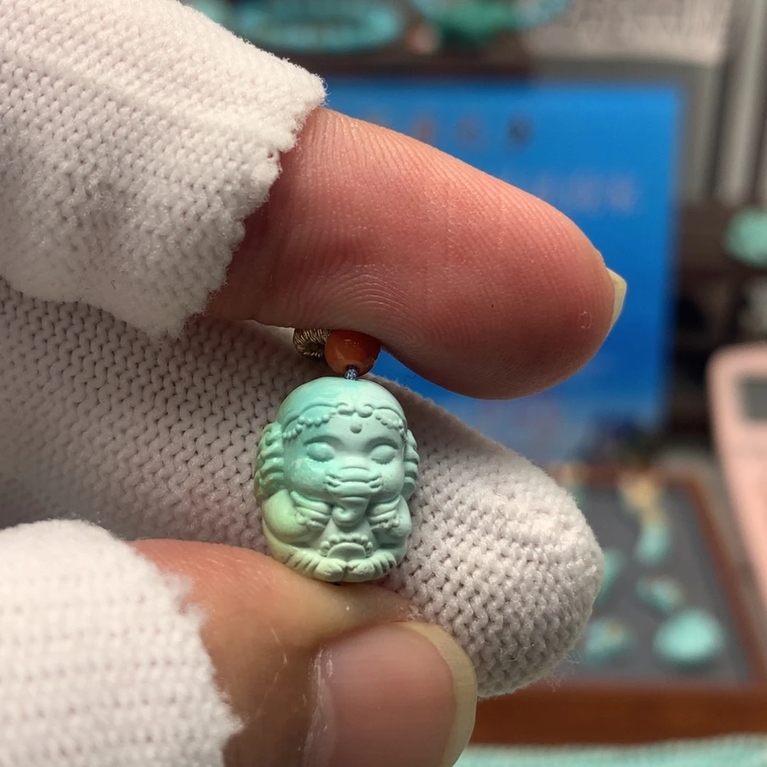 绿松石未镶嵌挂件