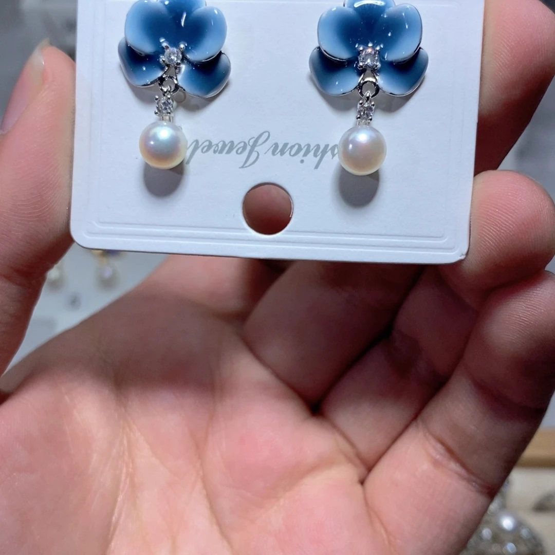 银S925镶嵌耳饰淡水珍珠