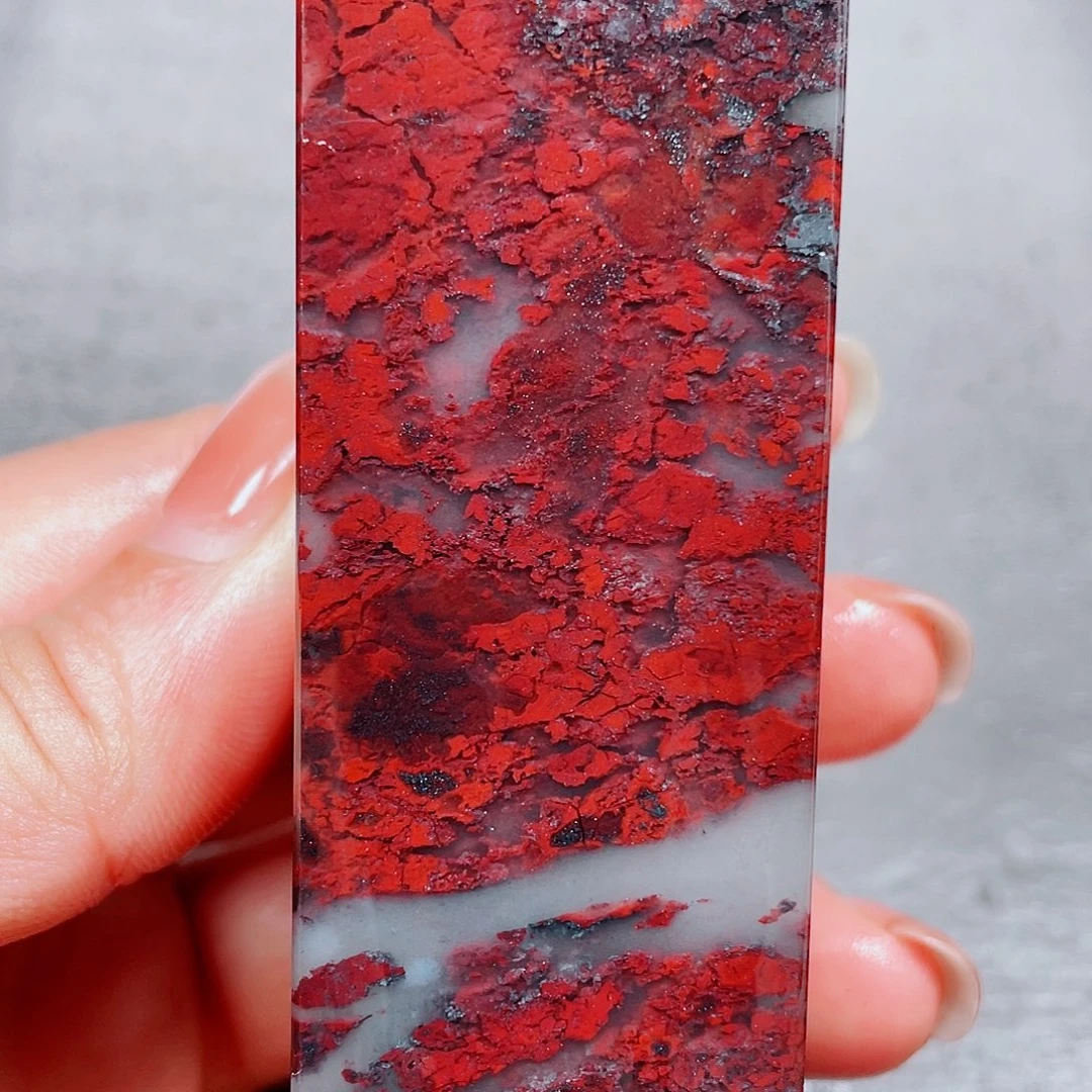 玉桂林鸡血玉印章镇尺13