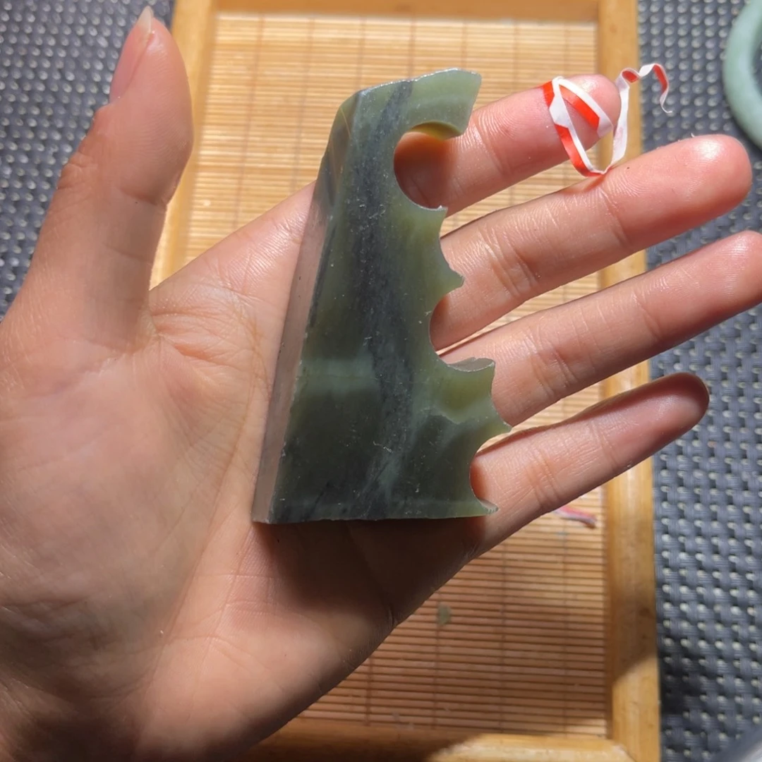 未镶嵌和田玉车挂