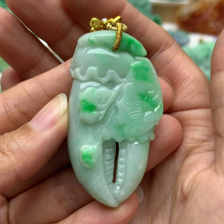 颈饰未镶嵌翡翠翡翠