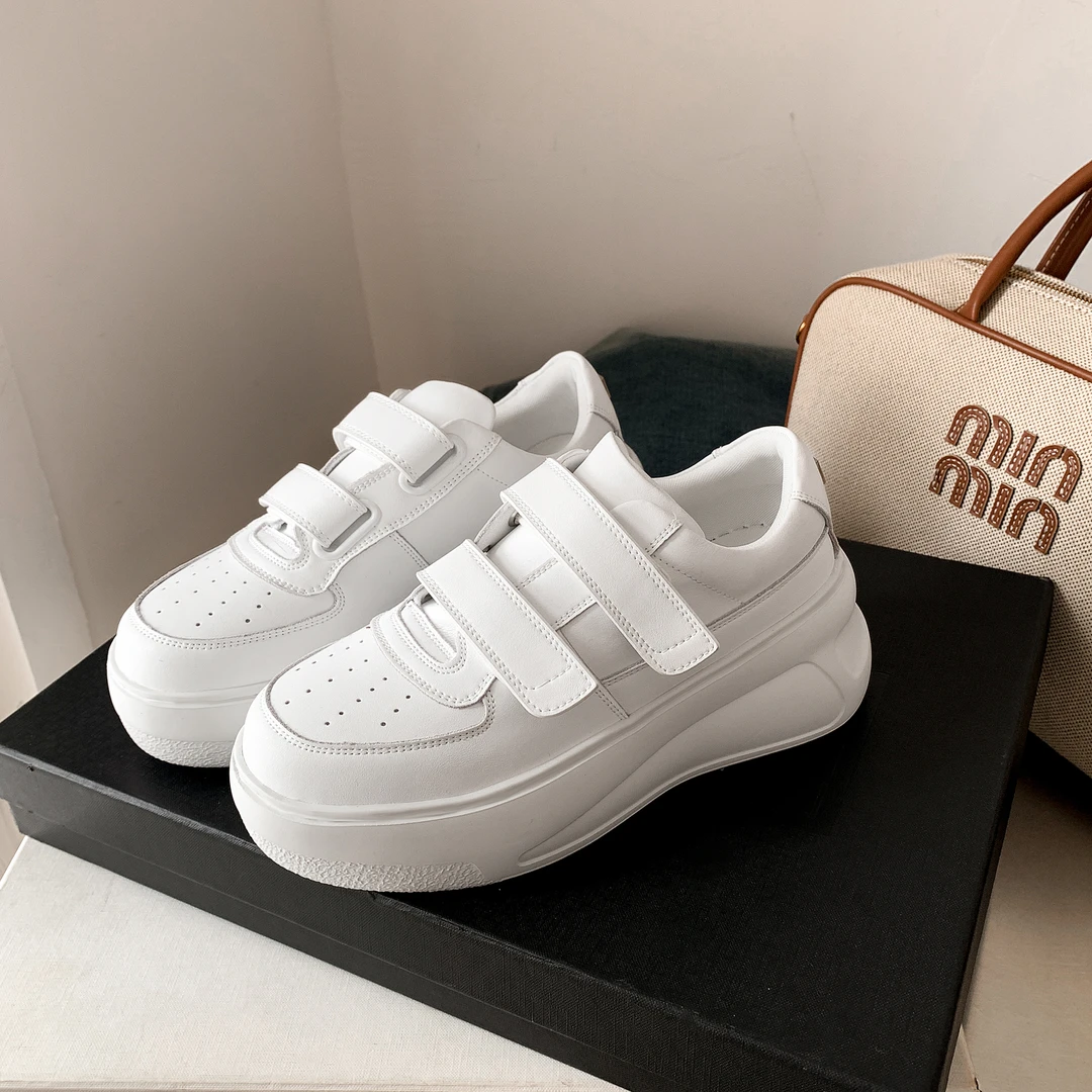 魔术贴小白鞋春秋运动鞋透气休闲鞋厚底小个子韩版增高鞋白色百搭