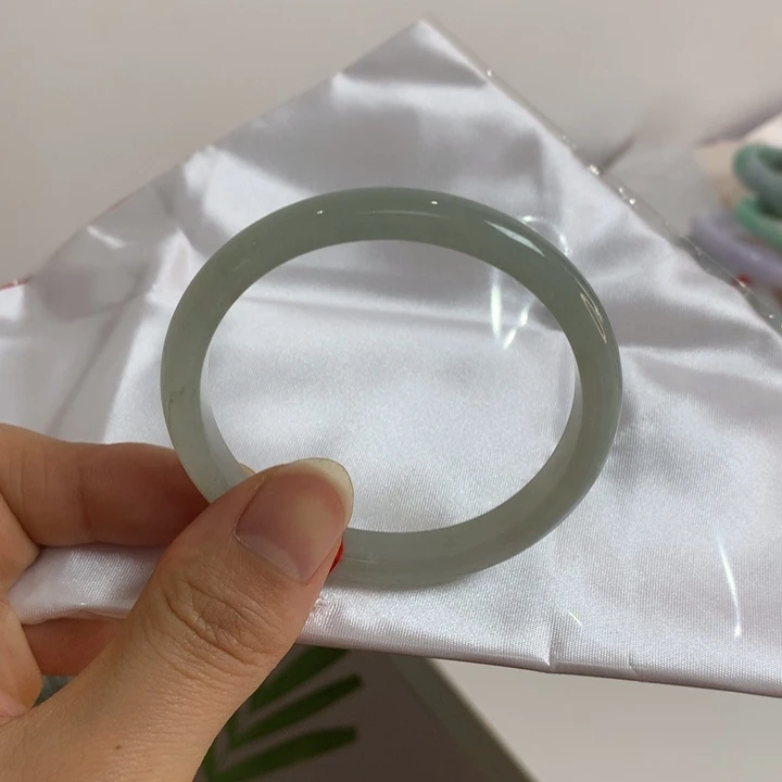 翡翠未镶嵌手镯冰贵妃54