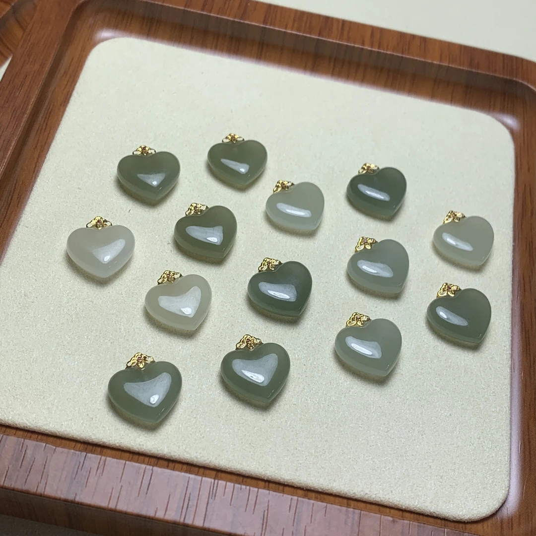 ［钰杰和田玉］和田玉晴水金镶爱心吊坠（多样性发货）发货发一件