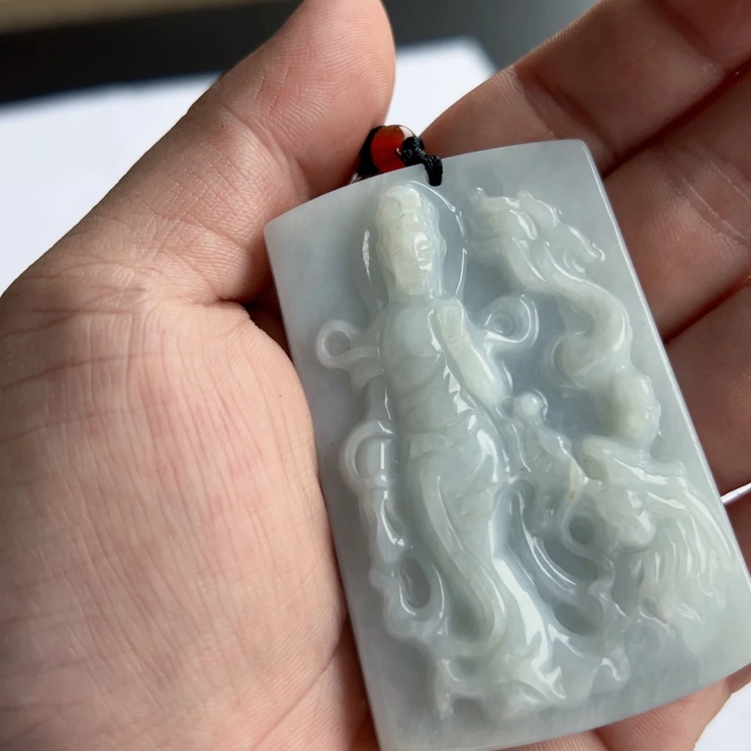 翡翠未镶嵌颈饰挂件