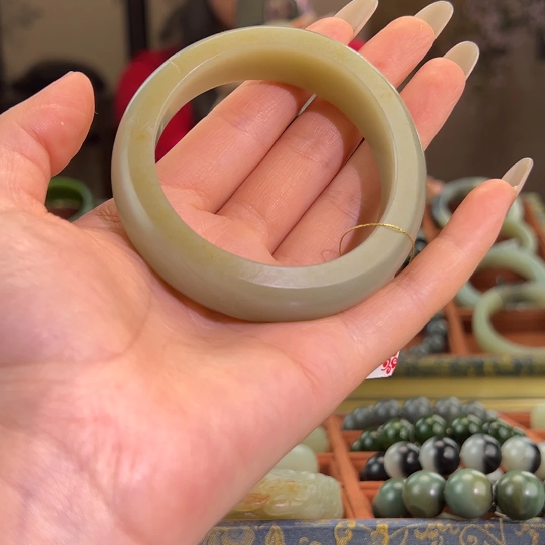 和田玉（子料）未镶嵌手镯