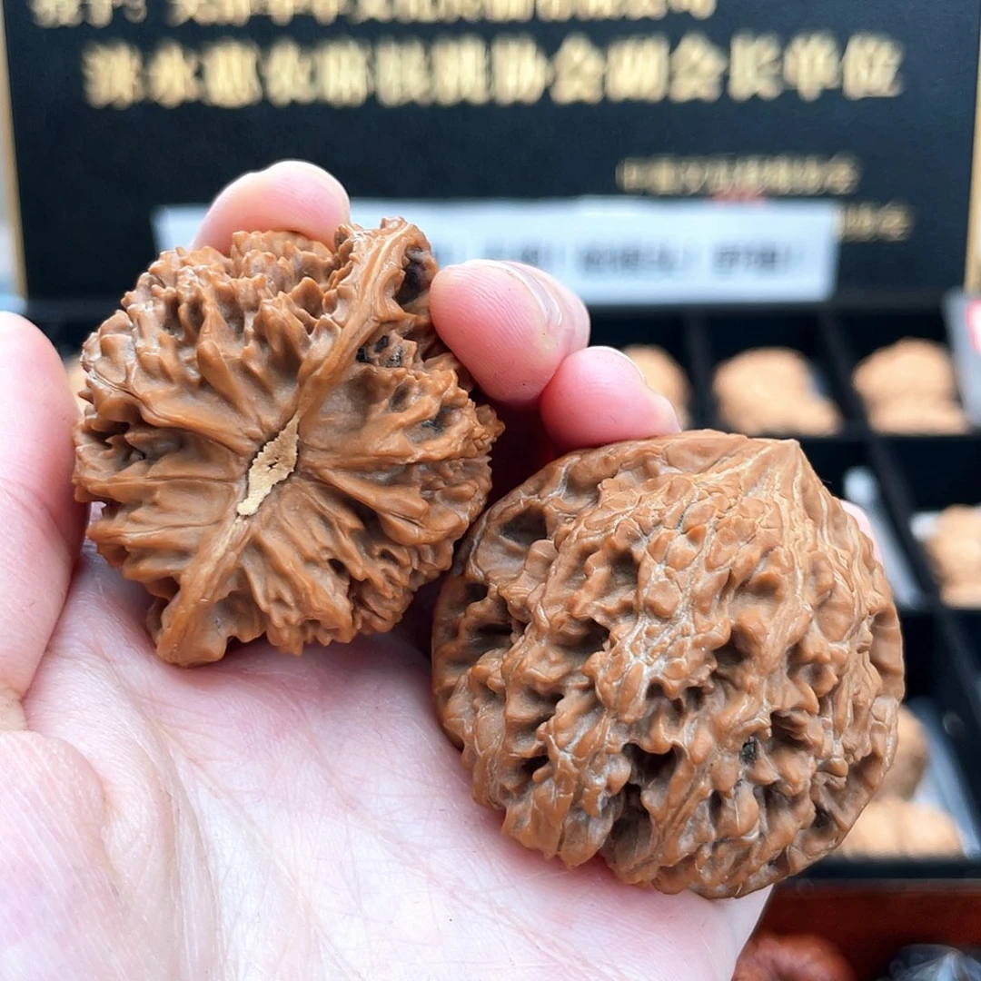 把件文玩核桃满天繁星全品46尺红皮46S1