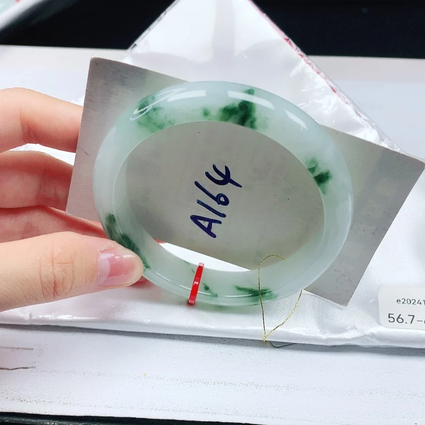 【闪购商品】翡翠手镯未镶嵌缅甸天然a货手镯56+