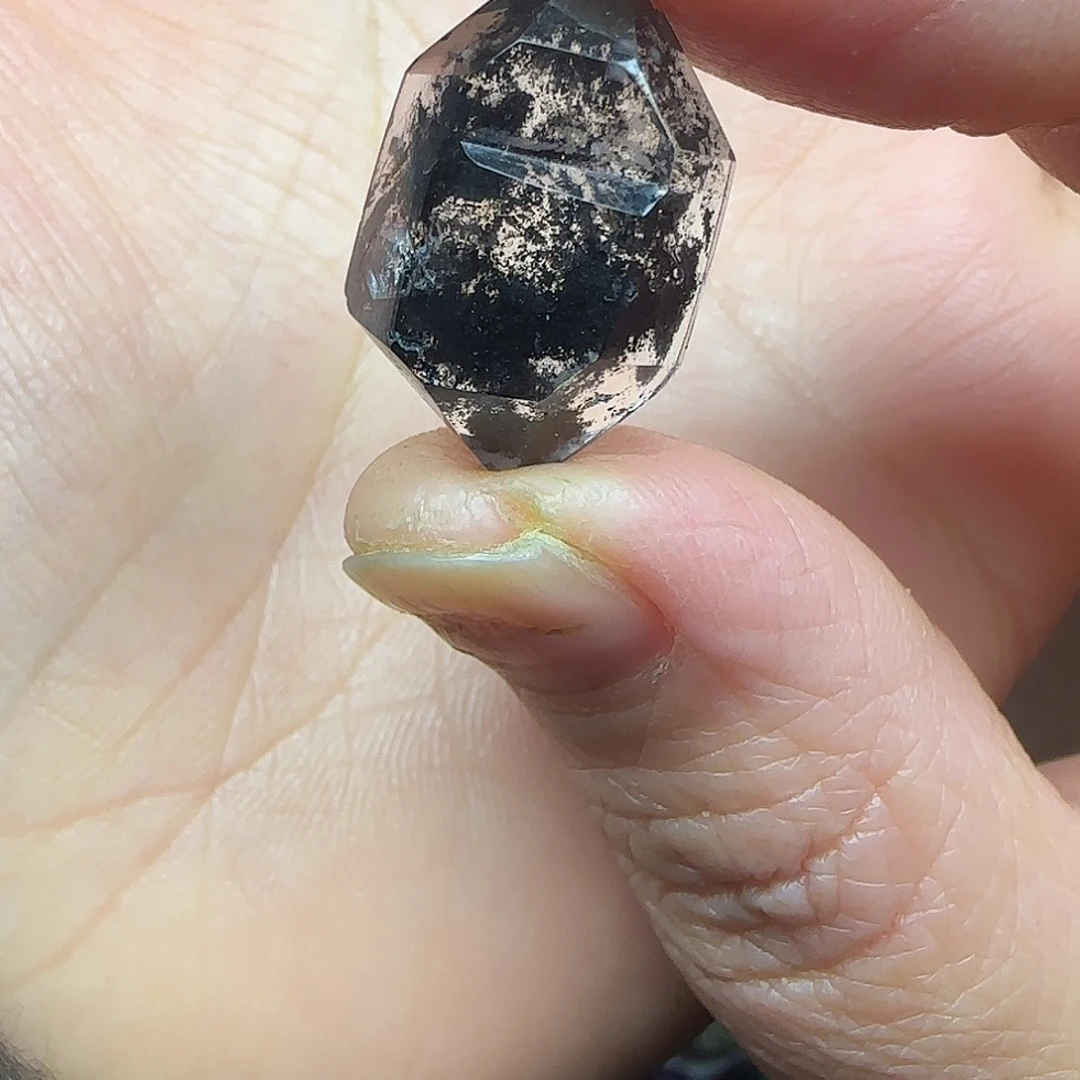 珠宝半成品水晶未镶嵌