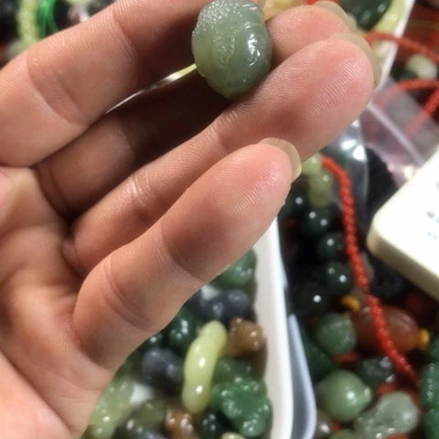 手链未镶嵌和田玉（糖玉）