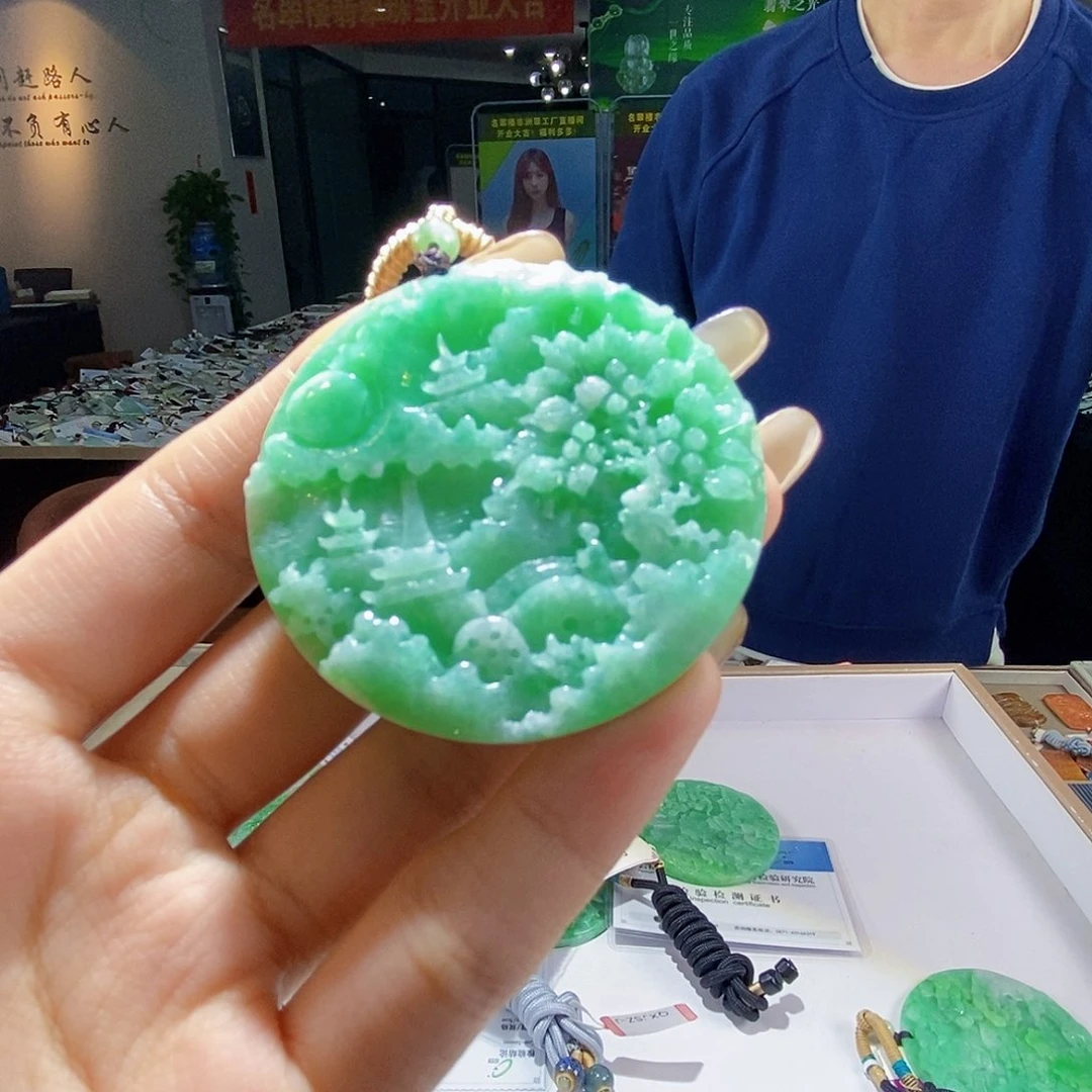 颈饰未镶嵌翡翠翡翠