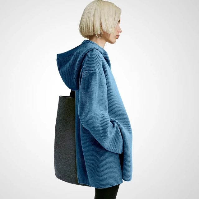 洋气时尚慵懒风连帽毛衣女中长款冬季2024新款宽松休闲针织衫上衣