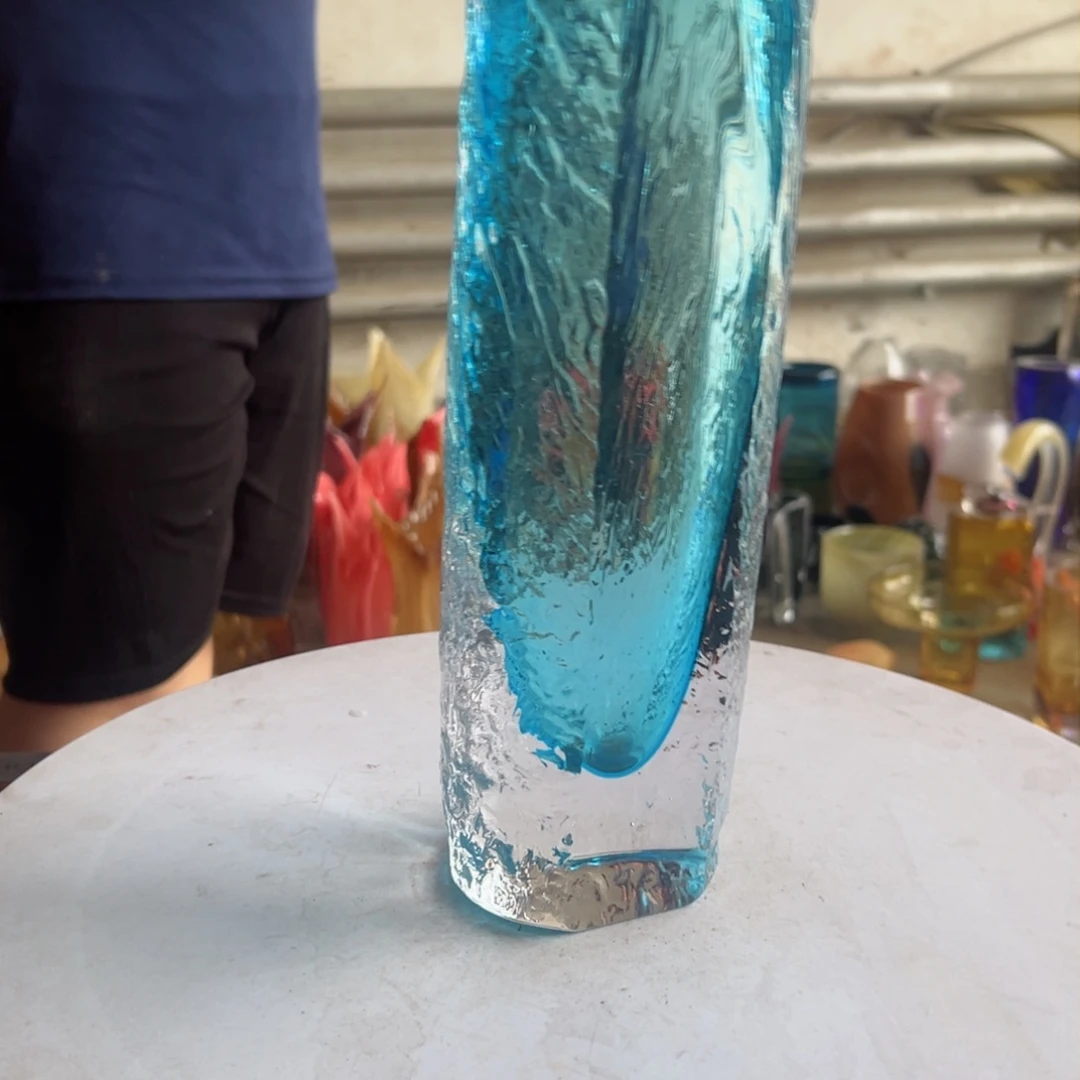 冰蓝切面高度30琉璃花器摆件成品