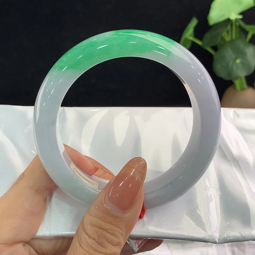 翡翠未镶嵌手镯正60