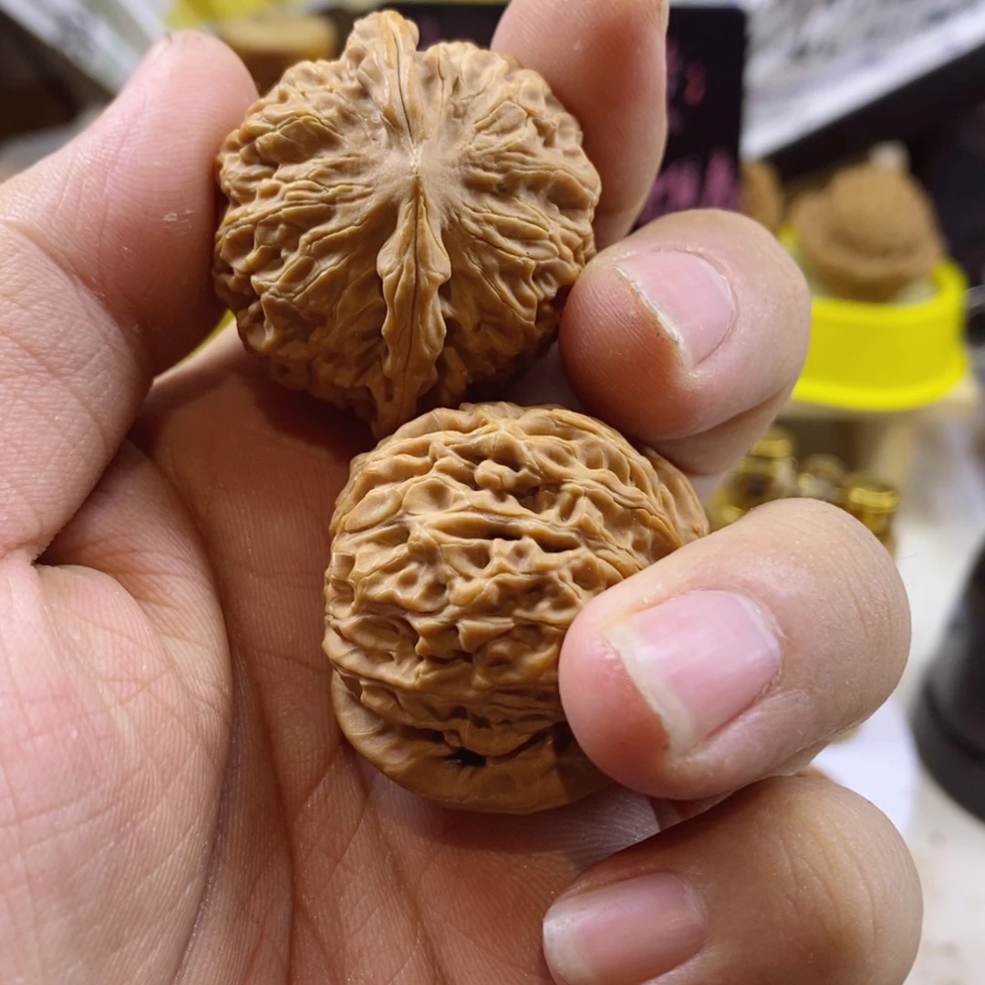 文玩核桃手把件39荔枝纹