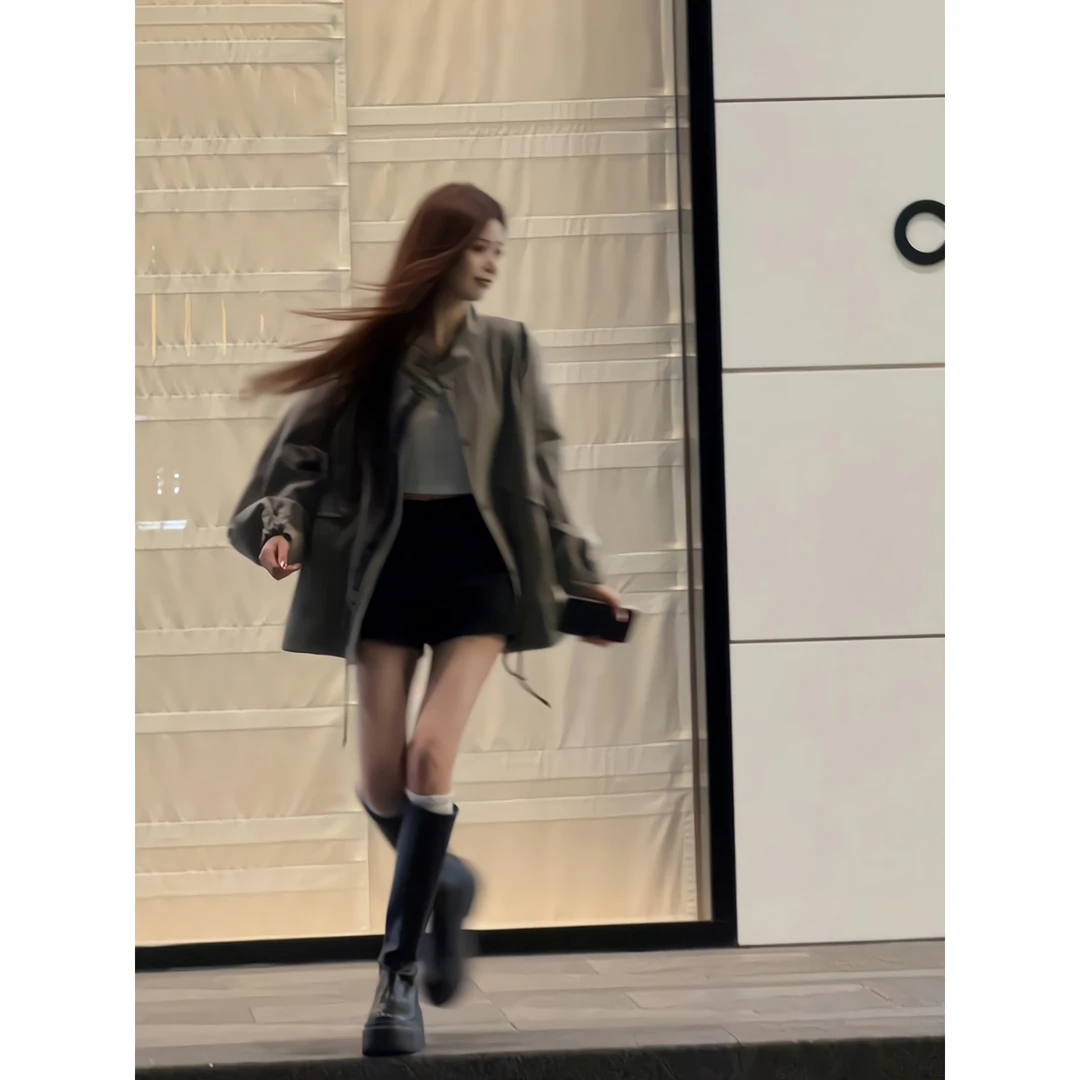 秋季新款高级感宽松休闲中长款英伦风小个子风衣外套短裤热裤靴裤