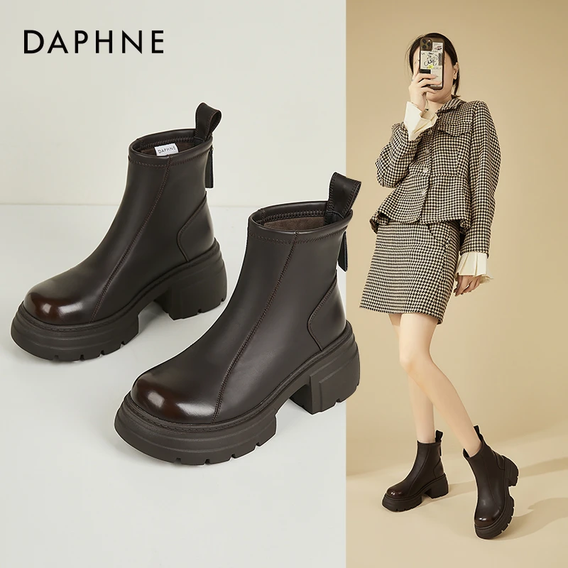 Daphne/达芙妮厚底加绒短靴女百搭时尚瘦瘦靴马丁靴粗跟骑士靴