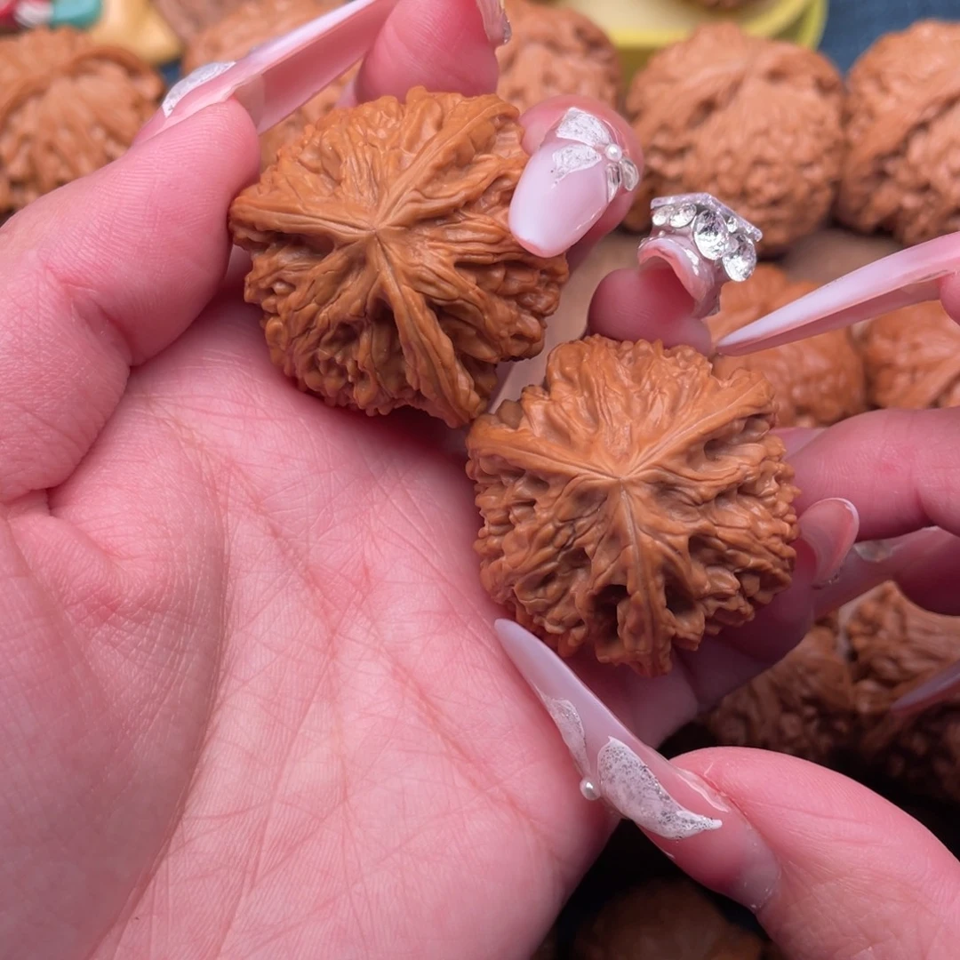 把件文玩核桃全品，毕业正球奔38