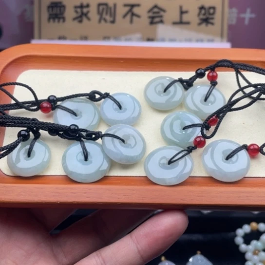 颈饰未镶嵌翡翠翡翠平安扣