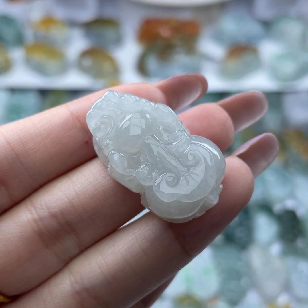 颈饰未镶嵌翡翠貔貅38