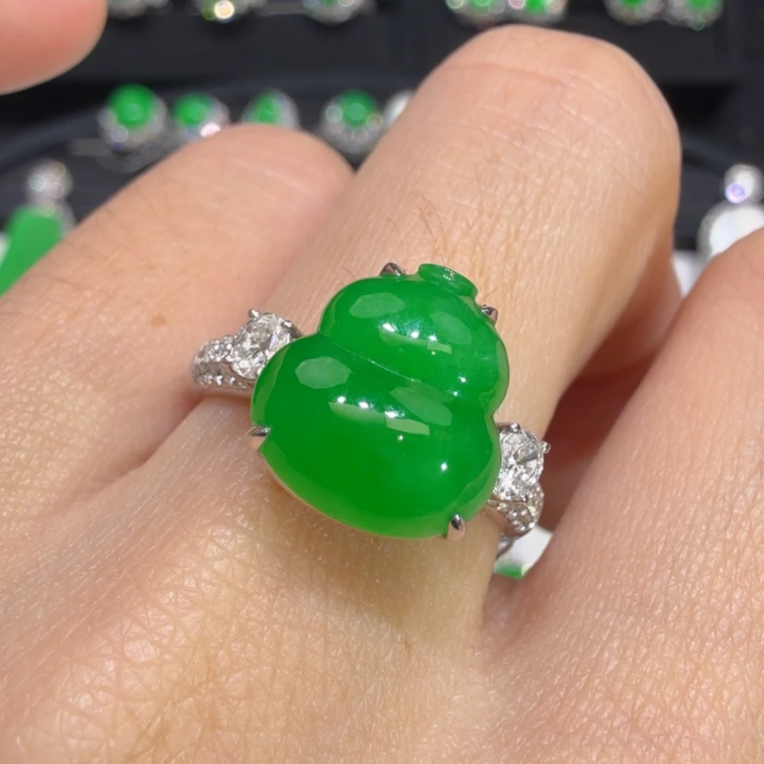 翡翠18K金镶嵌戒指收到货48小时鉴赏期