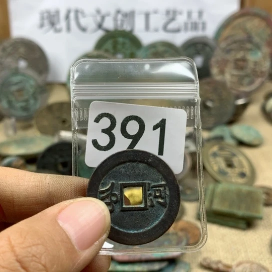 铜静**雨现代文创工艺品