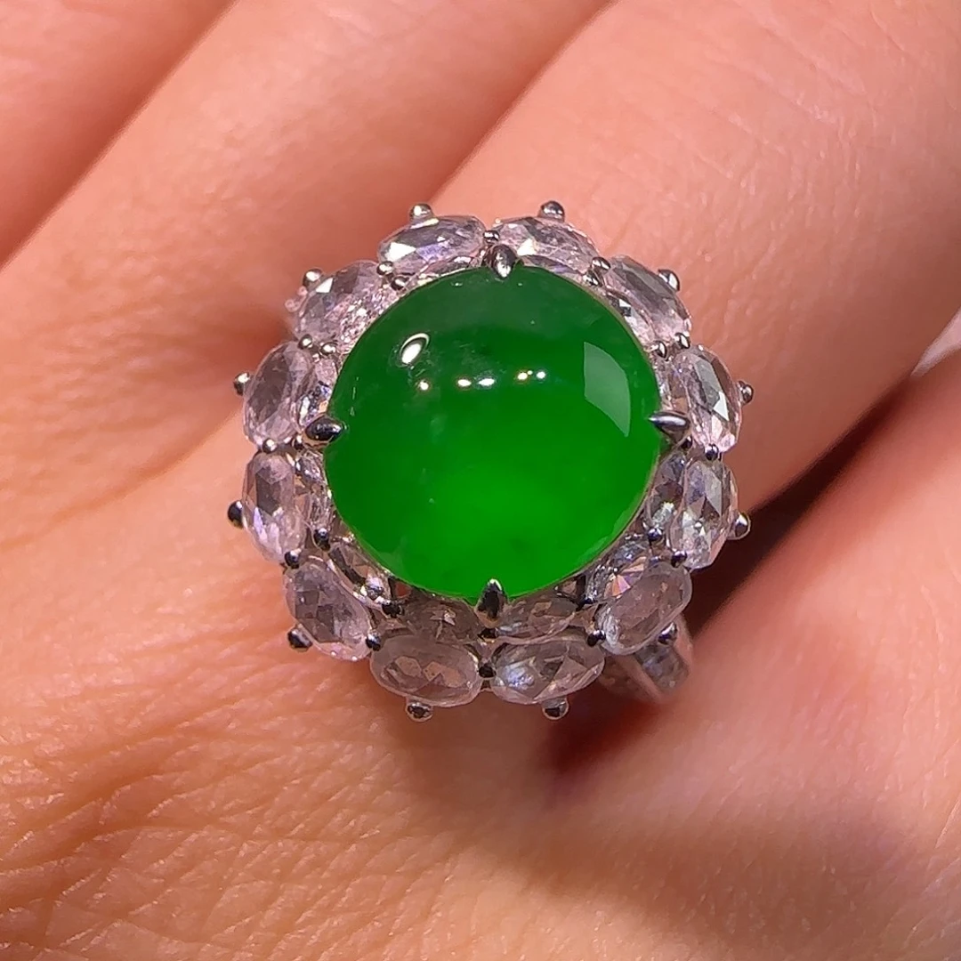 翡翠18K金镶嵌戒指