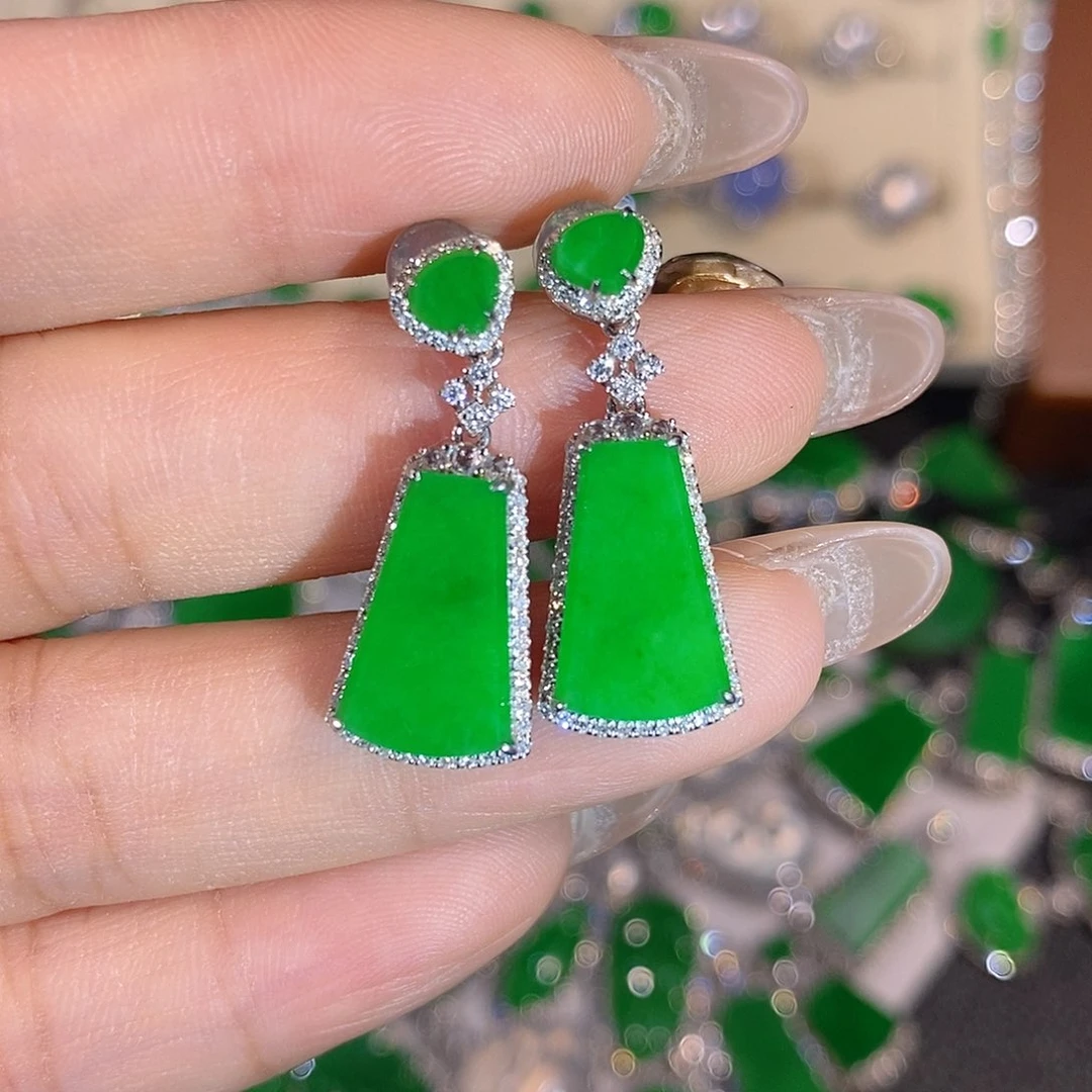 翡翠18K金镶嵌吊坠(不含链)无事牌耳坠