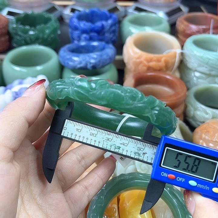 石英质玉手镯未镶嵌*‍****